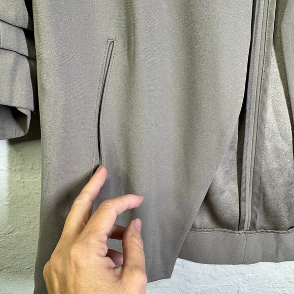 ARITZIA BABATON Blazer 2 Power Hip Taupe Mirror Crepe Open Front Shawl Collar - Picture 10 of 16